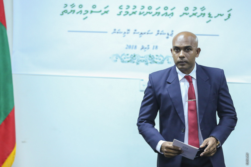 މާޗް 18، 2018: ހައި ކޯޓުގެ ފަނޑިޔާރު ކަމަށް ޖޭއެސްސީން އައްޔަން ކުރި ހަސަން އަލީ ފަނޑިޔާރު ކަމުގެ ހުވާ ކުރެއްވުން -- ސަން ފޮޓޯ/ ފަޔާޒު މޫސާ