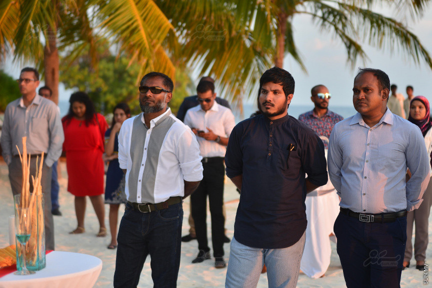 މަޓާޓޯ މޯލްޑިވްސް ޓްރެވަލް އެވޯޑްސް 2018 ލޯންޗުކުރުމަށް ކޮކޯ ބޮޑު ހިތި ރިސޯޓުގައި ބޭއްވި ރަސްމިއްޔާތުގެ ތެރެއިން: މިއަހަރުގެ އެވޯޑްސްގެ އޮންލައިން މީޑިއާ ޕާޓްނަރަކީ ސަން އޮންލައިން -- ސަން ފޮޓޯ/ މުހައްމަދު އަފްރާހް