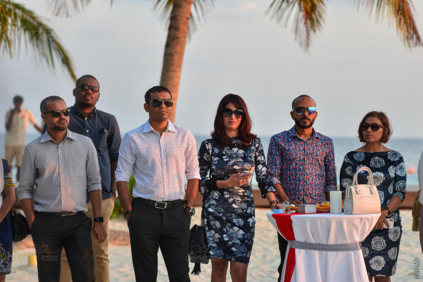 މަޓާޓޯ މޯލްޑިވްސް ޓްރެވަލް އެވޯޑްސް 2018 ލޯންޗުކުރުމަށް ކޮކޯ ބޮޑު ހިތި ރިސޯޓުގައި ބޭއްވި ރަސްމިއްޔާތުގެ ތެރެއިން: މިއަހަރުގެ އެވޯޑްސްގެ އޮންލައިން މީޑިއާ ޕާޓްނަރަކީ ސަން އޮންލައިން -- ސަން ފޮޓޯ/ މުހައްމަދު އަފްރާހް