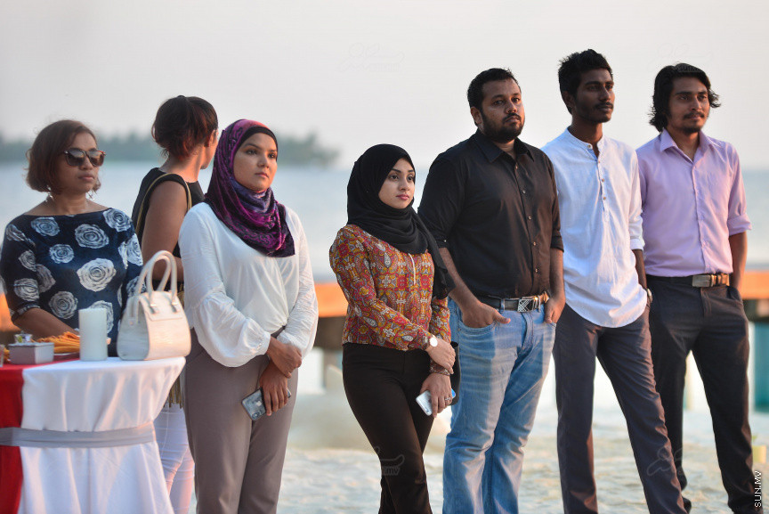 މަޓާޓޯ މޯލްޑިވްސް ޓްރެވަލް އެވޯޑްސް 2018 ލޯންޗުކުރުމަށް ކޮކޯ ބޮޑު ހިތި ރިސޯޓުގައި ބޭއްވި ރަސްމިއްޔާތުގެ ތެރެއިން: މިއަހަރުގެ އެވޯޑްސްގެ އޮންލައިން މީޑިއާ ޕާޓްނަރަކީ ސަން އޮންލައިން -- ސަން ފޮޓޯ/ މުހައްމަދު އަފްރާހް