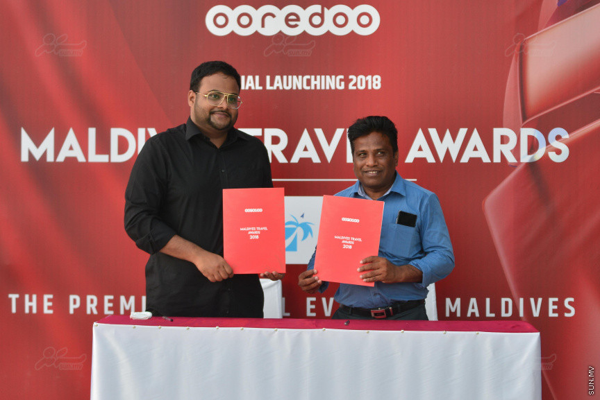 މަޓާޓޯ މޯލްޑިވްސް ޓްރެވަލް އެވޯޑްސް 2018 ލޯންޗުކުރުމަށް ކޮކޯ ބޮޑު ހިތި ރިސޯޓުގައި ބޭއްވި ރަސްމިއްޔާތުގެ ތެރެއިން: މިއަހަރުގެ އެވޯޑްސްގެ އޮންލައިން މީޑިއާ ޕާޓްނަރަކީ ސަން އޮންލައިން -- ސަން ފޮޓޯ/ މުހައްމަދު އަފްރާހް