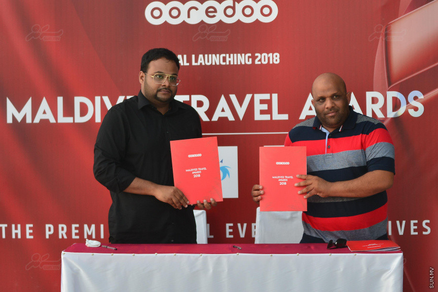 މަޓާޓޯ މޯލްޑިވްސް ޓްރެވަލް އެވޯޑްސް 2018 ލޯންޗުކުރުމަށް ކޮކޯ ބޮޑު ހިތި ރިސޯޓުގައި ބޭއްވި ރަސްމިއްޔާތުގެ ތެރެއިން: މިއަހަރުގެ އެވޯޑްސްގެ އޮންލައިން މީޑިއާ ޕާޓްނަރަކީ ސަން އޮންލައިން -- ސަން ފޮޓޯ/ މުހައްމަދު އަފްރާހް