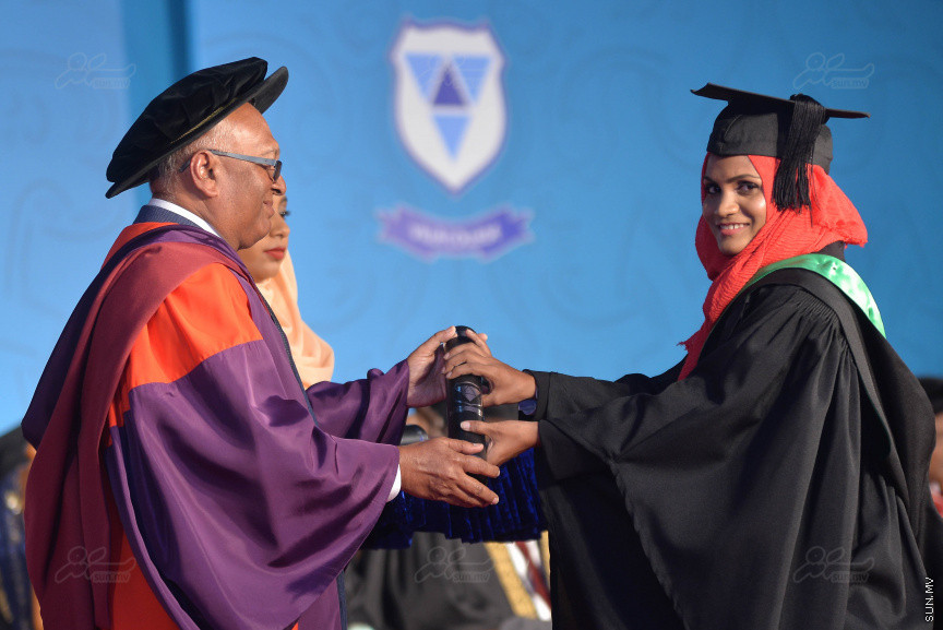 ވިލާކޮލެޖުގެ ދަސްވެނިވުމުގެ ރަސްމިއްޔާތުގެ ތެރެއިން---ސަން ފޮޓޯ/ މުހައްމަދު އަފްރާހް 