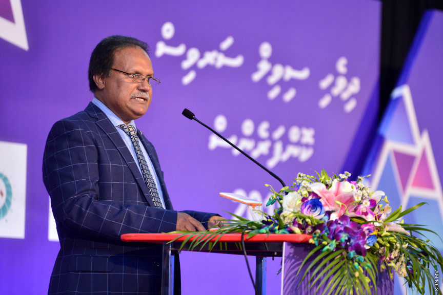 މާޗް 14، 2018: ސިވިލް ސާވިސް ކޮންފަރެންސް ފެށުމަށް ދަރުބާރުގޭގައި ބޭއްވި ރަސްމިއްޔާތުގެ ތެރެއިން -- ސަން ފޮޓޯ/ ފަޔާޒު މޫސާ