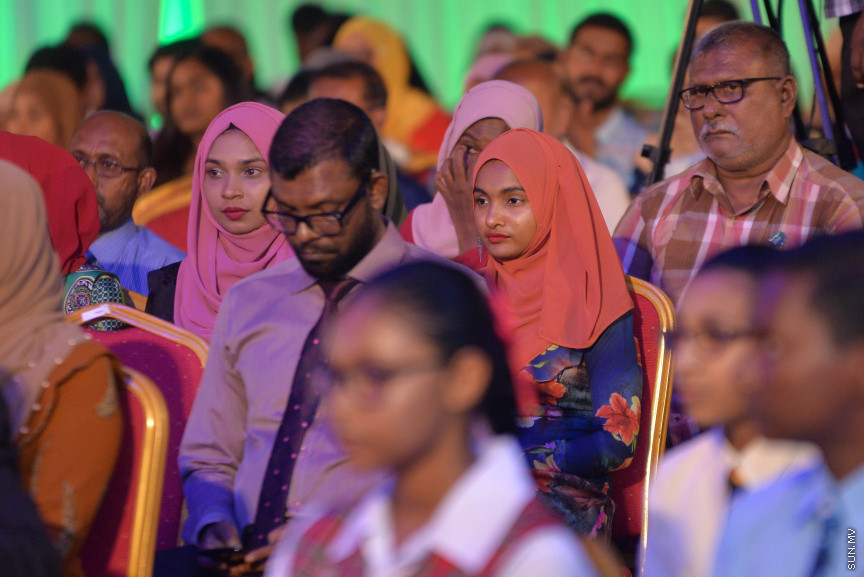 ކުޅިވަރުގައި ކާމިޔާބު ހޯދަމުން އަންނަ ދަރިވަރުންނަށް ހާއްސަކޮށްފައިވާ މައިލޯ ކަލާސް އެވޯޑު ހަފުލާގެ ތެރެއިން--ސަން ފޮޓޯ/ މުހައްމަދު އަފްރާހް 