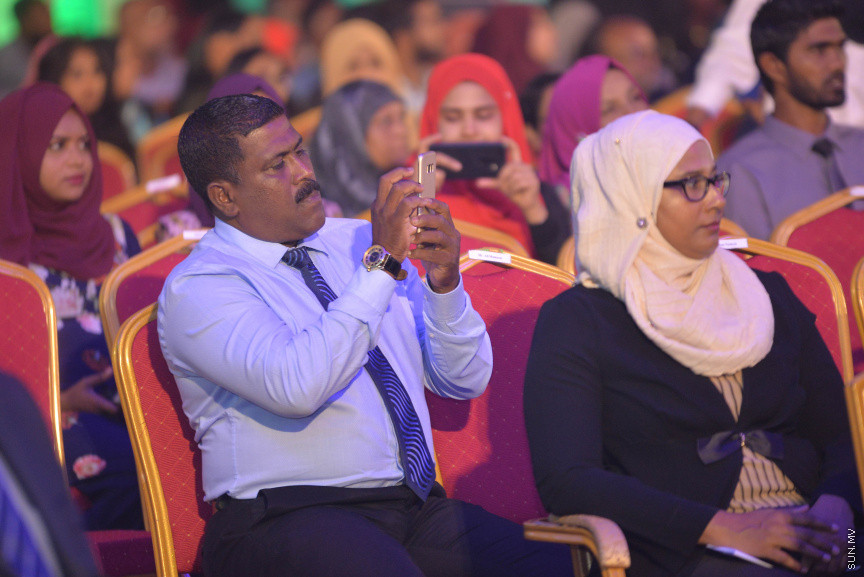 ކުޅިވަރުގައި ކާމިޔާބު ހޯދަމުން އަންނަ ދަރިވަރުންނަށް ހާއްސަކޮށްފައިވާ މައިލޯ ކަލާސް އެވޯޑު ހަފުލާގެ ތެރެއިން--ސަން ފޮޓޯ/ މުހައްމަދު އަފްރާހް 