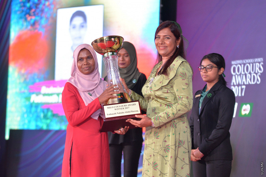 ކުޅިވަރުގައި ކާމިޔާބު ހޯދަމުން އަންނަ ދަރިވަރުންނަށް ހާއްސަކޮށްފައިވާ މައިލޯ ކަލާސް އެވޯޑު ހަފުލާގެ ތެރެއިން--ސަން ފޮޓޯ/ މުހައްމަދު އަފްރާހް 