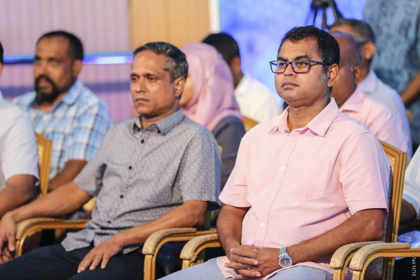 މެއި 8، 2018: އެމްޑަބްލިއުއެސްސީގެ ފެން އުފައްދާ މައި މަރުކަޒުގެ އިތުރުން، މާލޭގައި ފެން ފޯރުކޮށް ދިނުމަށްޓަކައި ފެން އުފައްދާ ދެވަނަ މަރުކަޒު، "އާރުއޯ އެނެކްސް އެކެއް" ހުޅުވުން -- ސަން ފޮޓޯ/ ފަޔާޒު މޫސާ