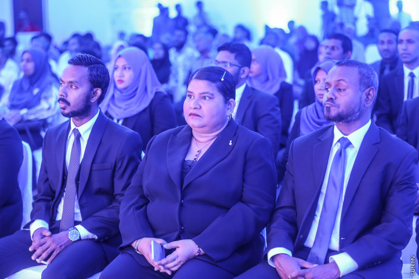 މެއި 30، 2018: އެސްޓީއޯގެ 2017 ވަނަ އަހަރީ އާންމު ޖަލްސާގެ ތެރެއިން: އެސްޓީއޯއަށް މިދިޔަ އަހަރު ލިބުނު ފައިދާގެ ތެރެއިން ހިއްސާގެ ފައިދާގެ ގޮތުގައި ހިއްސާއަކަށް 55 ރުފިޔާ ބަހަން ވަނީ ފާސްކޮށްފައި -- ސަން ފޮޓޯ: ފަޔާޒު މޫސާ