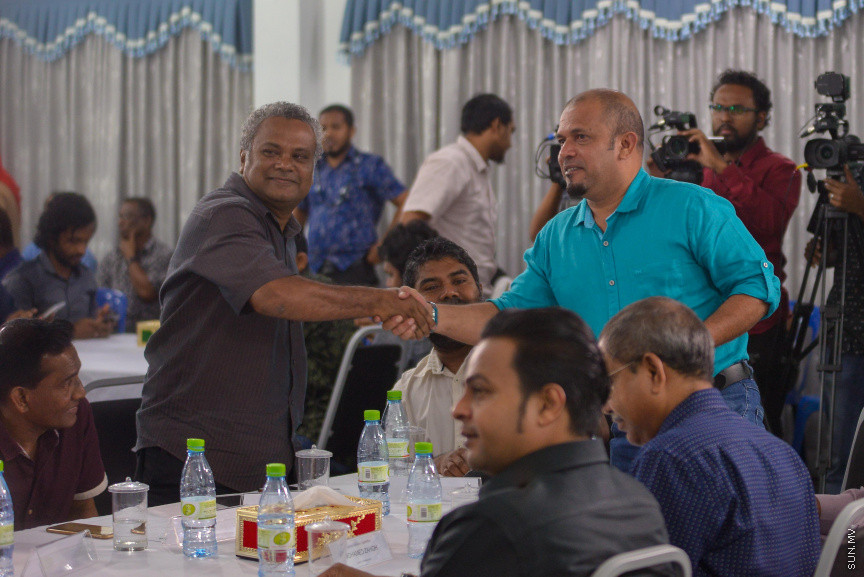 މިއަހަރުގެ ރިޔާސީ އިންތިޚާބު ބާއްވާނެ ތާރީހެއް އިއުލާންކުރުމަށް ބޭއްވި ރަސްމިއްޔާތުގެ ތެރެއިން: މިއަހަރުގެ ރިޔާސީ އިންތިޚާބު ސެޕްޓެމްބަރު މަހުގެ 23 ވަނަ ދުވަހު ބާއްވާގޮތަށް ނިންމައި އެކަން ވަނީ އިއުލާން ކޮށްފަ---ސަން ފޮޓޯ/ މުހައްމަދު އަފްރާހް 