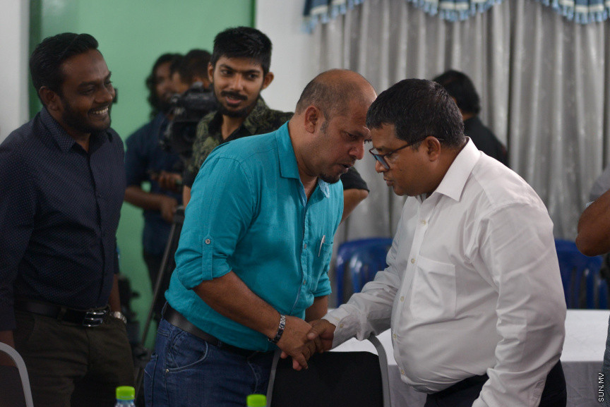 މިއަހަރުގެ ރިޔާސީ އިންތިޚާބު ބާއްވާނެ ތާރީހެއް އިއުލާންކުރުމަށް ބޭއްވި ރަސްމިއްޔާތުގެ ތެރެއިން: މިއަހަރުގެ ރިޔާސީ އިންތިޚާބު ސެޕްޓެމްބަރު މަހުގެ 23 ވަނަ ދުވަހު ބާއްވާގޮތަށް ނިންމައި އެކަން ވަނީ އިއުލާން ކޮށްފަ --- ސަން ފޮޓޯ/ މުހައްމަދު އަފްރާހް 