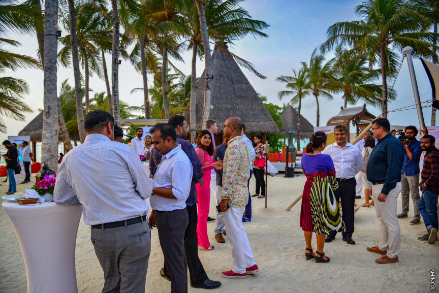 މަޓާޓޯ ޓްރެވަލް އެވޯޑުގެ ޕީޕަލް އެޑިޝަން ލޯންޗުކުރުމަށް ބޭއްވި ހަފްލާގެ ތެރެއިން---ސަން ފޮޓޯ/ މުހައްމަދު އަފްރާހް