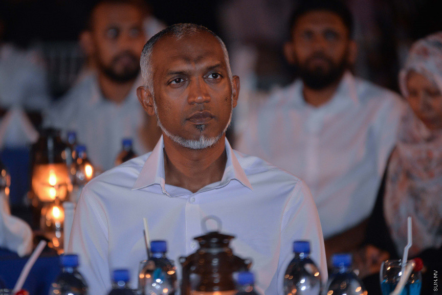 އެސްޓީއޯ ރެޑީމިކްސް (ޕަވާމިކްސް) ސައިޓެއްހުޅުމާލޭހައި ގާއިމްކޮށް އެ ޕްލާންޓުގެ މަސައްކަތް ރަސްމީކޮށްފެށުން:ހުޅުމާލޭ ޕަވާމިކްސް ސައިޓުގެ މަސައްކަތް ރަސްމީކޮށް ފައްޓަަވަައިދެއްވީ މިރޭ ބޭއްވި ރަސްމިއްޔާތެއްގައި ހައުސިން މިނިސްޓަރު ޑރ. މުހައްމަދު މުއިއްޒު އަދި އެސްޓީއޯގެ މެނޭޖިން ޑިރެކްޓަރު އަހުމަދު ޝަހީރެ---ސަން ފޮޓޯ/އަފްރާހް 