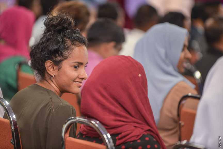 ޖުލައި 2، 2018: މަސްތުވާތަކެއްޗާ ދެކޮޅަށް މަސައްކަތްކުރާ ދުވަސް ފާހަގަކުރުމަށް އިސްލާމީ މަރުކަޒު ހޯލުގައި ބޭއްވި ޖަލާސާގެ ތެރެއިން -- ސަން ފޮޓޯ/ ފަޔާޒު މޫސާ