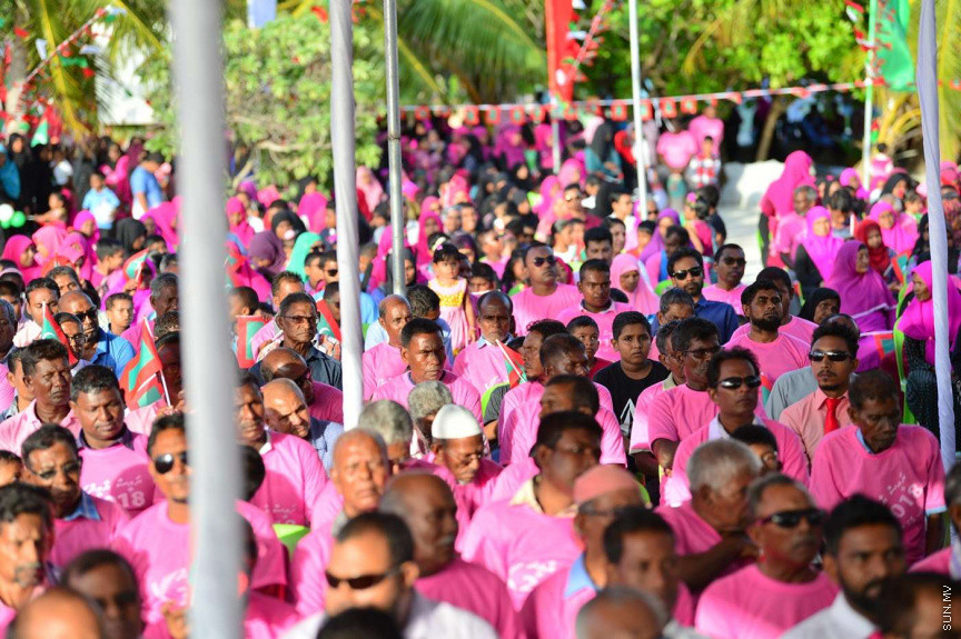 ރައީސުލްޖުމްހޫރިއްޔާ، ށ. ފުނަދޫ އެއަރޕޯޓް ބިން ހިއްކުމުގެ މަސައްކަތުގެ ނިންމުން ފާހަގަކޮށްދެއްވައި، ރަންވޭ އެޅުމުގެ މަސައްކަތް ފަށްޓަވައިދެއްވުން--- ފޮޓޯ/ ރައީސް އޮފީސް
