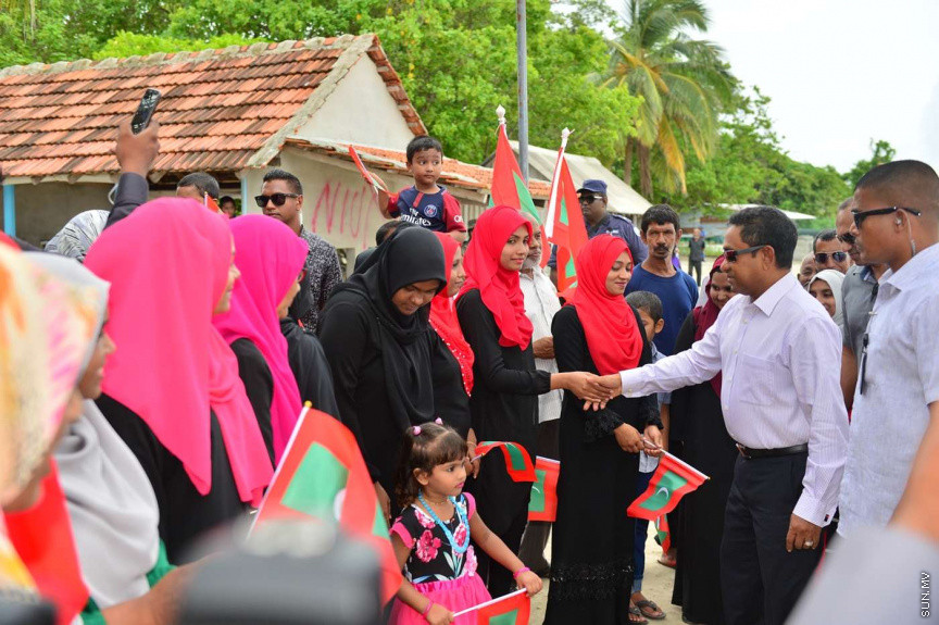 ޖުލައި 17، 2018: ރައީސް ޔާމީން ހދ. ނޮޅިވަރަމަށް ވަޑައިގެން، ނޮޅިވަރަމުގައި ގާއިމުކުރި ނަރުދަމާގެ ނިޒާމު ރަސްމީކޮށް އިފްތިތާހު ކޮއްދެއްވުން -- ފޮޓޯ/ ރައީސް އޮފީސް