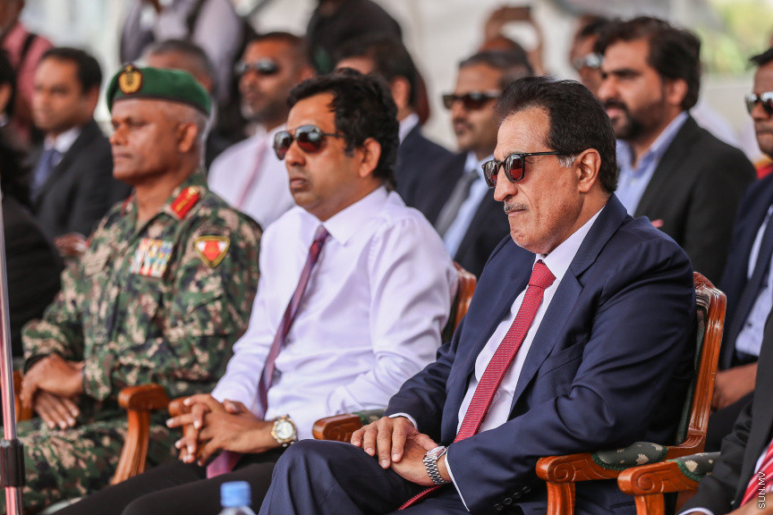 ޖުލައި 18، 2018: އުރީދޫ މޯލްޑިވްސް އިން ދިވެހި ސަރުކާރަށް ތިން ސީ އެމްބިއުލާންސް ހަދިޔާކުރުމަށް ބޭއްވި ރަސްމިއްޔާތުގެ ތެރެއިން --- ސަން ފޮޓޯ/ ފަޔާޒު މޫސާ