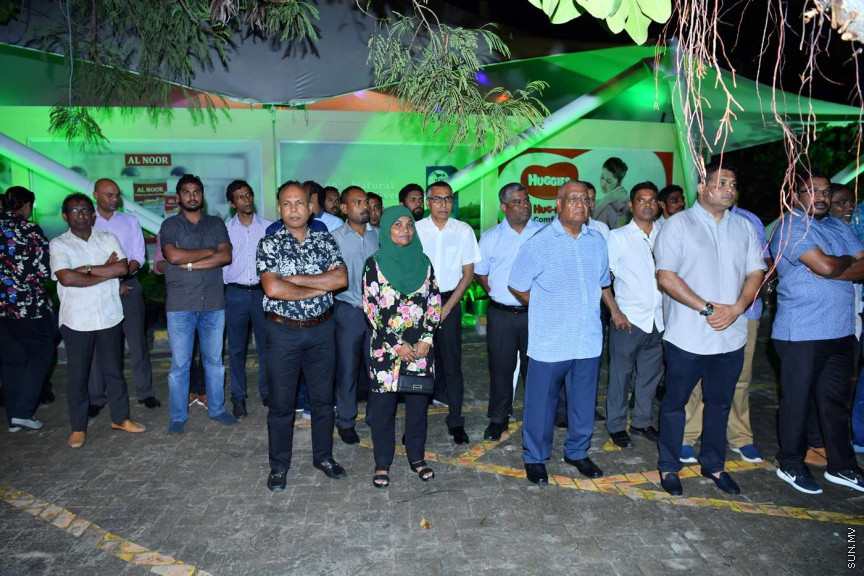 ޖުލައި 23، 2018: މާލޭ ހުޅަނގުފަރާތު ހާބަރު ސަރަހައްދުގައި ތަރައްގީ ކުރި ފުޑްކޯޓު (ރާވެރިބޭ ކޮއްތު ވެނި) ރަސްމީކޮށް ހުޅުވުން -- ފޮޓޯ/ ރައީސް އޮފީސް
