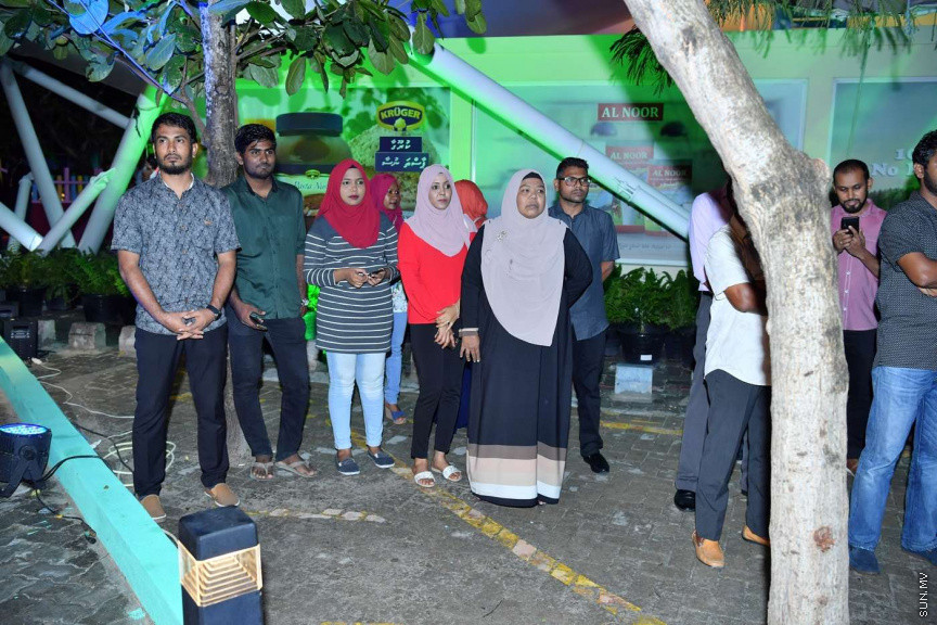 ޖުލައި 23، 2018: މާލޭ ހުޅަނގުފަރާތު ހާބަރު ސަރަހައްދުގައި ތަރައްގީ ކުރި ފުޑްކޯޓު (ރާވެރިބޭ ކޮއްތު ވެނި) ރަސްމީކޮށް ހުޅުވުން -- ފޮޓޯ/ ރައީސް އޮފީސް