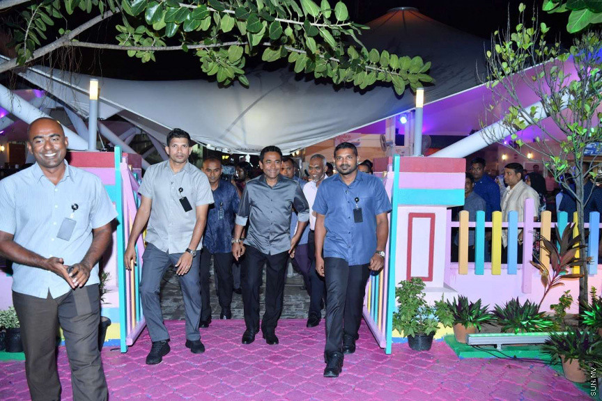 ޖުލައި 23، 2018: މާލޭ ހުޅަނގުފަރާތު ހާބަރު ސަރަހައްދުގައި ތަރައްގީ ކުރި ފުޑްކޯޓު (ރާވެރިބޭ ކޮއްތު ވެނި) ރަސްމީކޮށް ހުޅުވުން -- ފޮޓޯ/ ރައީސް އޮފީސް