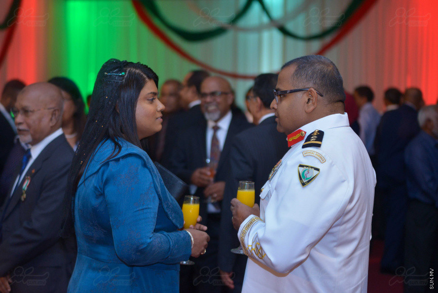 25 ޖުލައި 2018: ދިވެހި ރާއްޖޭގެ 53 ވަނަ މިނިވަންދުވަހުގެ ރަސްމީ ބައްދަލުވުމުގެ ތެރެއިން---ސަން ފޮޓޯ/ މުހައްމަދު އަފްރާހް