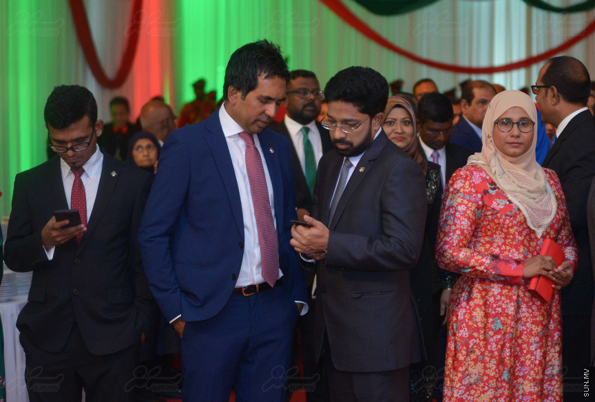 25 ޖުލައި 2018: ދިވެހި ރާއްޖޭގެ 53 ވަނަ މިނިވަންދުވަހުގެ ރަސްމީ ބައްދަލުވުމުގެ ތެރެއިން---ސަން ފޮޓޯ/ މުހައްމަދު އަފްރާހް