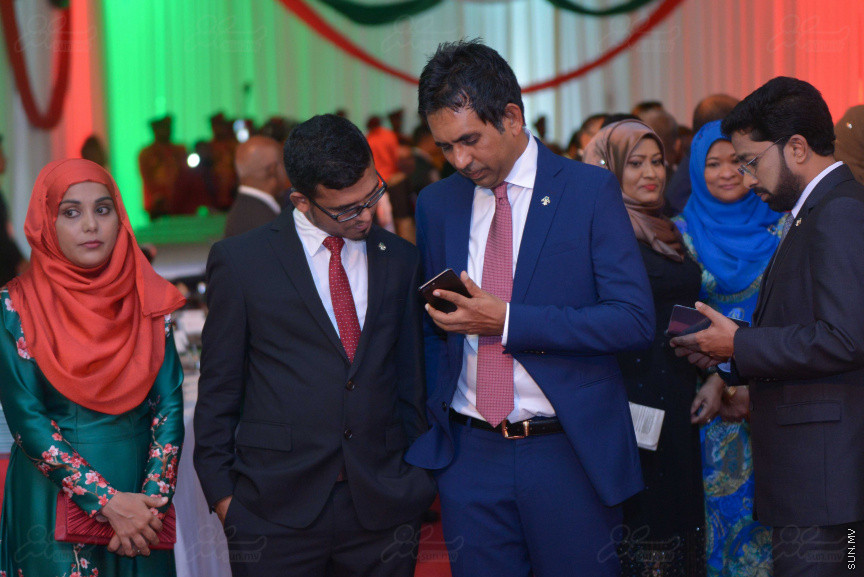 25 ޖުލައި 2018: ދިވެހި ރާއްޖޭގެ 53 ވަނަ މިނިވަންދުވަހުގެ ރަސްމީ ބައްދަލުވުމުގެ ތެރެއިން---ސަން ފޮޓޯ/ މުހައްމަދު އަފްރާހް