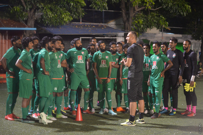 މިއަހަރުގެ ސާފް ޗެމްޕިއަންޝިޕަށް ގައުމީ ޓީމުގެ ފަރިތަކުރުން ތަކުގެ ތެރެއިން---ސަން ފޮޓޯ/ މުހައްމަދު އަފްރާހް