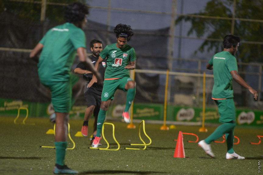 މިއަހަރުގެ ސާފް ޗެމްޕިއަންޝިޕަށް ގައުމީ ޓީމުގެ ފަރިތަކުރުން ތަކުގެ ތެރެއިން---ސަން ފޮޓޯ/ މުހައްމަދު އަފްރާހް