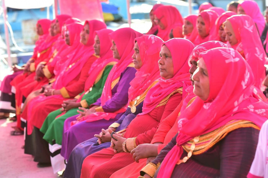 އޮގަސްޓް 8، 2018: ރައީސް ޔާމީން ގއ. ވިލިނގިލި ރައްޔިތުންނާ ބައްދަލުކުރެއްވުން -- ފޮޓޯ/ ރައީސް އޮފީސް