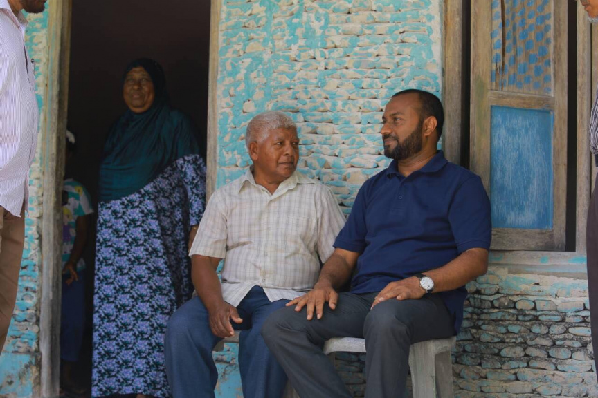 ރައީސް ޔާމީންއަށް ތާއީދު އިތުރުކުރެއްވުމަށް އެމަނިކުފާނުގެ ރަނިން މޭޓް ޑރ. މުހައްމަދު ޝަހީމް އަލީ ސައީދު ފުވައްމުލަކުގައި ކެންޕެއިން ކުރެއްވުން