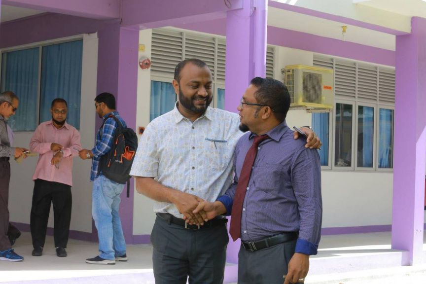 ރައީސް ޔާމީންއަށް ތާއީދު އިތުރުކުރެއްވުމަށް އެމަނިކުފާނުގެ ރަނިން މޭޓް ޑރ. މުހައްމަދު ޝަހީމް އަލީ ސައީދު ފުވައްމުލަކުގައި ކެންޕެއިން ކުރެއްވުން