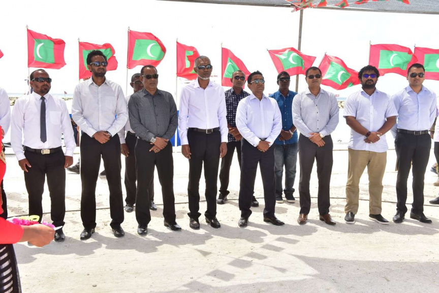 ރައީސް ނޮޅިވަރަންފަރު ބަނދަރު ހުޅުވައި   ދެއްވުން
