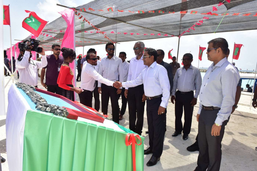 ރައީސް ނޮޅިވަރަންފަރު ބަނދަރު ހުޅުވައި   ދެއްވުން