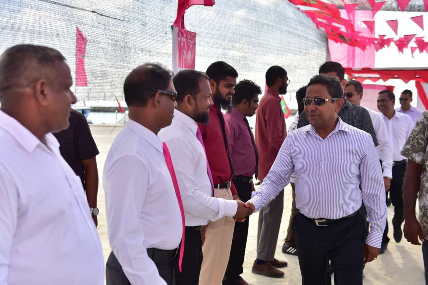 ސެޕްޓެމްބަރ 3، 2018: ރައީސް ޔާމީން އދ. ދަނގެތީގެ ބަނދަރު ހުޅުއްވައިދެއްވައި އެރަށުގެ ފެނުގެ ޚިދުމަތް އިފްތިތާޙްކޮށްދެއްވުން -- ފޮޓޯ/ ރައީސް އޮފީސް