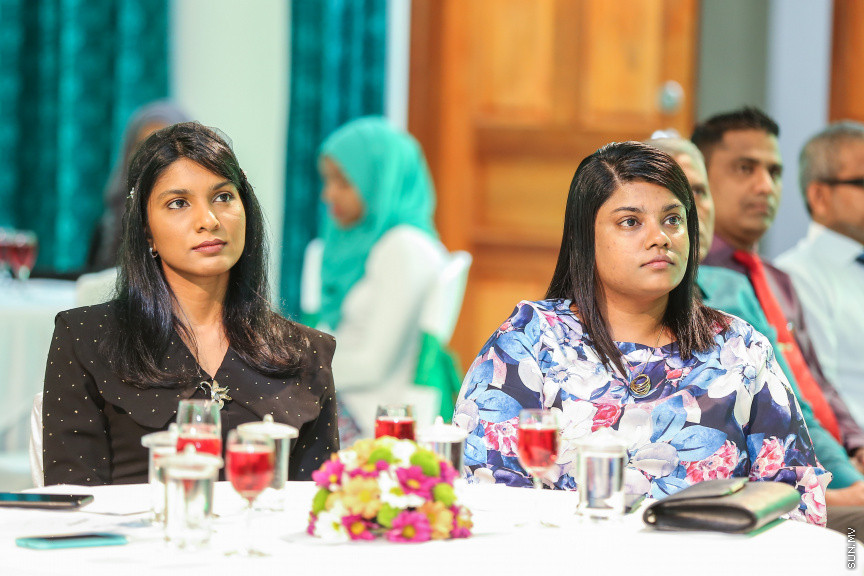 އޮކްޓޯބަރ 17، 2018: މައުލޫމާތު ހޯދައި ލިބިގަތުމުގެ ބައިނަލްއަގްވާމީ ދުވަސް ފާހަގަކުރުމުގެ ގޮތުން އިންފޮމޭޝަން ކޮމިޝަނަރުގެ އޮފީހުން ބޭއްވި ޖަލްސާގެ ތެރެއިން -- ސަން ފޮޓޯ/ ފަޔާޒު މޫސާ