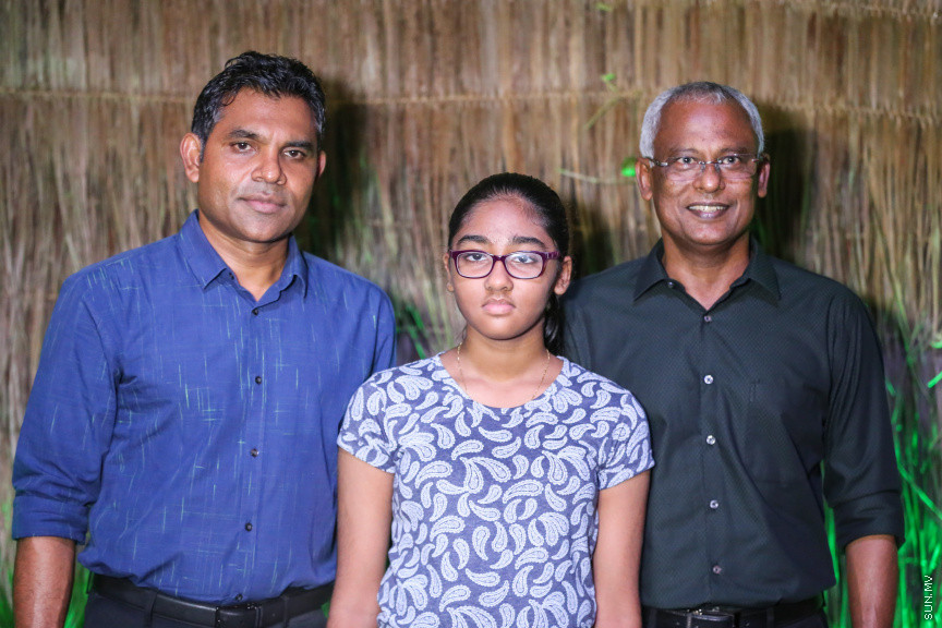 ރިޔާސީ އިންތިހާބް ކާމިޔާބުކުރެއްވި އިބްރާހިމް މުހައްމަދު ސޯލިހް އަދި ފައިސަލް ނަސީމްއަށް މަރުހަބާ ކިޔުމަށް ގަލޮޅު ދެކުނު ސަރަހައްދު ރައްޔިތުން ބޭއްވި ހާއްސަ ހަރަކާތުގެ ތެރެއިން -- ސަން ފޮޓޯ/ ފަޔާޒު މޫސާ