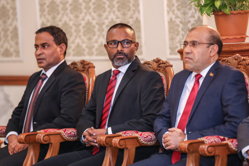 އޮކްޓޯބަރ 29، 2018:  15 ރަށުގެ މެޖިސްޓްރޭޓް ކޯޓުތަކަށް 15 މެޖިސްޓްރޭޓަކު އައްޔަން ކުރައްވައި އެ ބޭފުޅުން މަގާމުގެ ހުވާ ކުރައްވުމަށް ސުޕްރީމް ކޯޓްގައި ބޭއްވި ރަސްމިއްޔާތުގެ ތެރެއިން     - ސަން ފޮޓޯ/ ފަޔާޒު މޫސާ