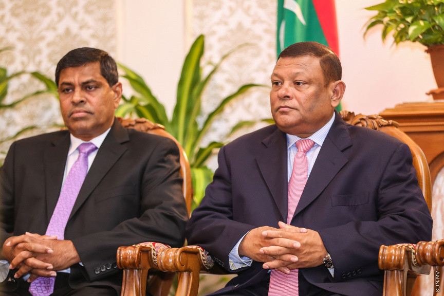 އޮކްޓޯބަރ 29، 2018:  15 ރަށުގެ މެޖިސްޓްރޭޓް ކޯޓުތަކަށް 15 މެޖިސްޓްރޭޓަކު އައްޔަން ކުރައްވައި އެ ބޭފުޅުން މަގާމުގެ ހުވާ ކުރައްވުމަށް ސުޕްރީމް ކޯޓްގައި ބޭއްވި ރަސްމިއްޔާތުގެ ތެރެއިން     - ސަން ފޮޓޯ/ ފަޔާޒު މޫސާ