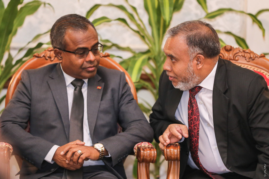 އޮކްޓޯބަރ 29، 2018:  15 ރަށުގެ މެޖިސްޓްރޭޓް ކޯޓުތަކަށް 15 މެޖިސްޓްރޭޓަކު އައްޔަން ކުރައްވައި އެ ބޭފުޅުން މަގާމުގެ ހުވާ ކުރައްވުމަށް ސުޕްރީމް ކޯޓްގައި ބޭއްވި ރަސްމިއްޔާތުގެ ތެރެއިން     - ސަން ފޮޓޯ/ ފަޔާޒު މޫސާ