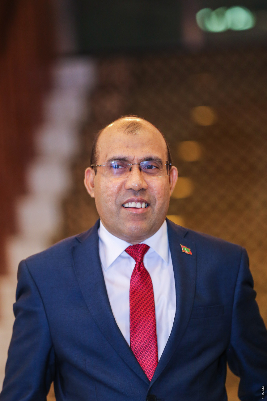 އޮކްޓޯބަރ 29، 2018:  15 ރަށުގެ މެޖިސްޓްރޭޓް ކޯޓުތަކަށް 15 މެޖިސްޓްރޭޓަކު އައްޔަން ކުރައްވައި އެ ބޭފުޅުން މަގާމުގެ ހުވާ ކުރައްވުމަށް ސުޕްރީމް ކޯޓްގައި ބޭއްވި ރަސްމިއްޔާތުގެ ތެރެއިން     - ސަން ފޮޓޯ/ ފަޔާޒު މޫސާ