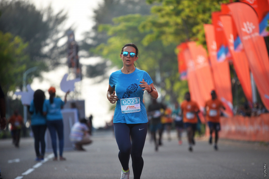 2 ނޮވެންބަރު 2018 : ދިރާގުން ބޭއްވި މިއަހަރުގެ ރޯޑުރޭސްގެ ތެއިން -- ސަން ފޮޓޯ/ އަޙުމަދު އަވްޝަން އިލްޔާސް