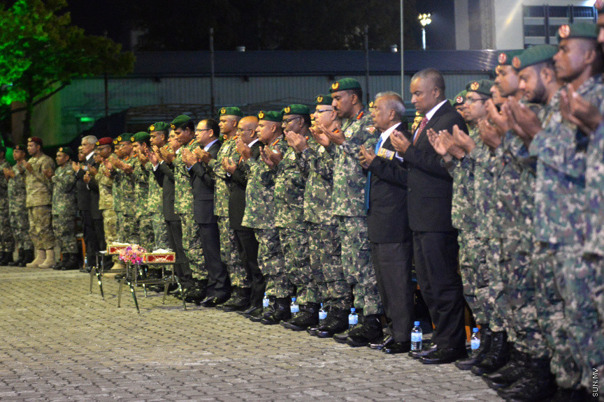 3 ނޮވެންބަރު 2018 : އިސްލާމްދީނާއި ދިވެހި ގައުމުގެ ދިފާއުގައި ހަނގުރާމަކޮށް، ރާއްޖެއަށް ނަސްރު ހޯދައިދިން 3 ނޮވެމްބަރު 1988 ގެ ޝަހީދުންގެ ހަނދާނުގައި ފާހަގަކުރާ ނަސްރުގެ ދުވަސް ފާހަގަކުރުމަށް ބޭއްވި ޖަލްސާގެ ތެރެއިން --- ސަން ފޮޓޯ/ އަޙްމަދު އަވްޝަން އިލްޔާސް