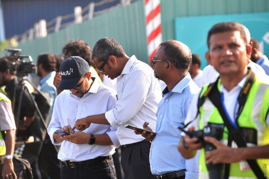 މަންތާ އެއާގެ ފްލިޓަށް ގެނައި ފުރަތަމަ ބޯޓު ރާއްޖެ އައުން. މި ފްލީޓަށް ގެންނަ ދެވަނަ ބޯޓު އަންނަ މަހު 10ގެ ކުރިން ރާއްޖެ އަންނާނެ. މަންތާ އަކީ ރާއްޖޭގެ އެތެރޭގެ އުދުހުންތަކުގައި ހިދުމަތްދޭނެ ތިންވަނަ ކުންފުނި.
މަންތާ އެއާގެ ފްލީޓަށް ފުރަތަމަ ގެނައި ބޯޓަކީ އޭޓީއާރު 600-70 މަރުކާގެ މުޅިން އާ ބޯޓެއް -- ސަން ފޮޓޯ / އަޙުމަދު އަވްޝަން އިލްޔާސް