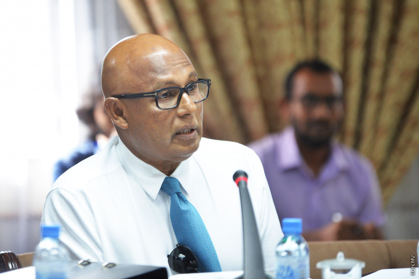 2019 ވަނަ އަހަރަށް ލަފާކޮށް ރައްޔިތުންގެ މަޖިލީހަށް ހުށަހަޅާފައިވާ ބަޖެޓް ދިރާސާ ކުރުމަށް ބެއްވި މަޖިލީހުގެ ބަޖެޓް ކޮމިޓީގެ ބައްދަލުވުމުގެ ތެރެއިން -- ސަން ފޮޓޯ / އަޙްމަދު އަވްޝަން އިލްޔާސް