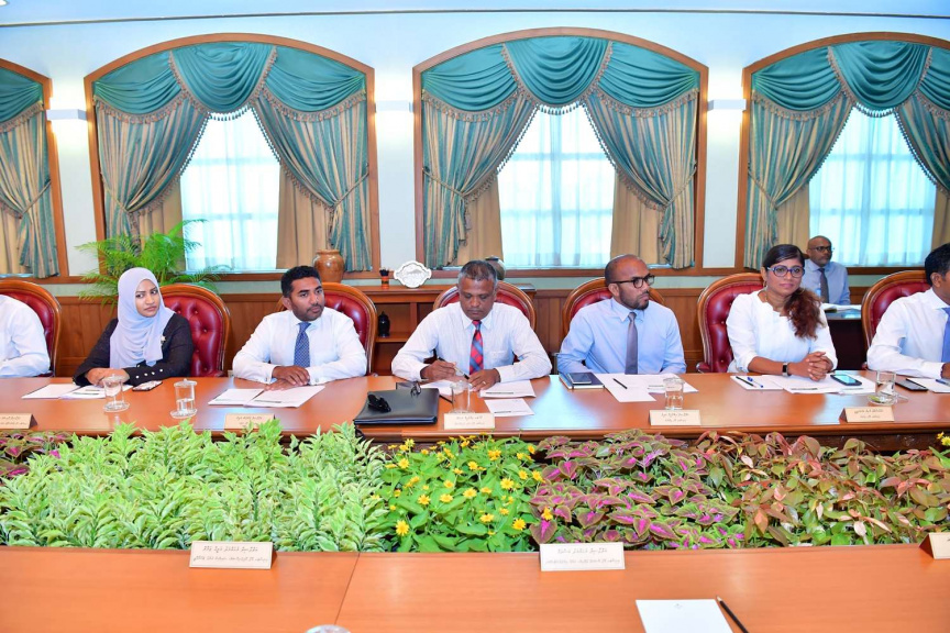 ނޮވެމްބަރ 19، 2018: ރައީސް އިބްރާޙިމް މުހައްމަދު ސޯލިހުގެ ވަޒީރުންގެ މަޖިލީހުގެ ފުރަތަމަ ބައްދަލުވުން -- ފޮޓޯ/ ރައީސް އޮފީސް 