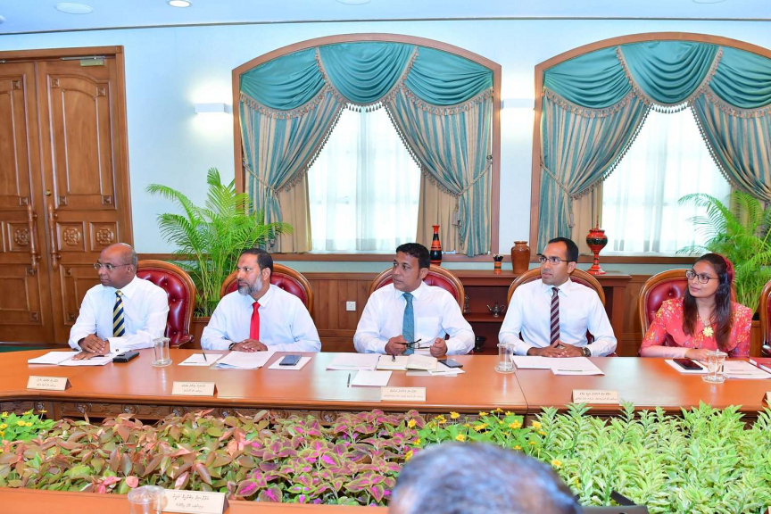ނޮވެމްބަރ 19، 2018: ރައީސް އިބްރާޙިމް މުހައްމަދު ސޯލިހުގެ ވަޒީރުންގެ މަޖިލީހުގެ ފުރަތަމަ ބައްދަލުވުން -- ފޮޓޯ/ ރައީސް އޮފީސް 