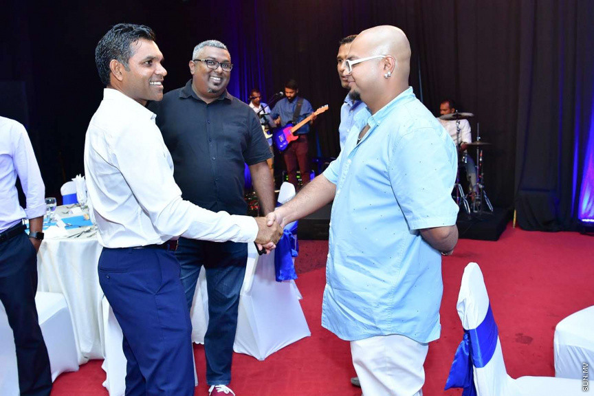މަންތާ އެއާ ރަސްމީކޮށް ލޯންޗުކޮށް ބްރޭންޑް އެމްބެސެޑަރުން ކަޑައެޅޫމައް ރޭބޭއްވި ރަސްމިއްޔާތުގެ ތެރެއިން -- ފޮޓޯ/ ރައީސް އޮފީސް
