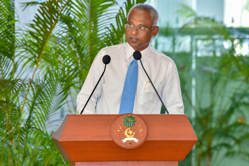 ޑިސެމްބަރ 2، 2018: އެއްފަހަރު ބޭނުންކޮށްފައި އުކާލާ ޕްލާސްޓިކް ރައީސުލްޖުމްހޫރިއްޔާގެ އޮފީހުގައި ބޭނުންކުރުން މަދުކުރުން އިފްތިތާޙްކުރުމަށް ރައީސް އޮފީހުގައި ބޭއްވި ރަސްމިއްޔާތުގެ ތެރެއިން -- ފޮޓޯ/ ރައީސް އޮފީސް