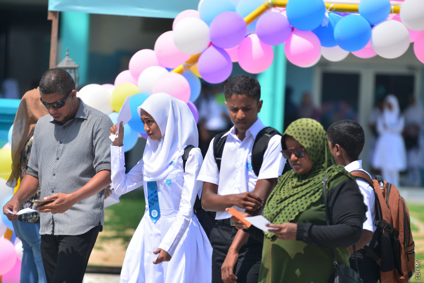ދިރާސީ އާ އަހަރަށް  ފަހު ސްކޫލްތައް ހުޅުވުން -- ސަން ފޮޓޯ/ އަހުމަދު އަވްޝަން އިލްޔާސް